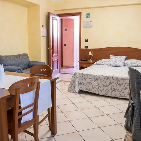 Alberghiero Eolie Hotel apartamentowy