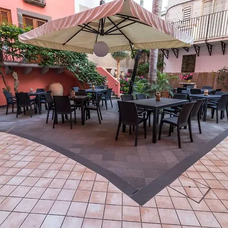Hotel apartamentowy Alberghiero Eolie Lipari (Isola Lipari)